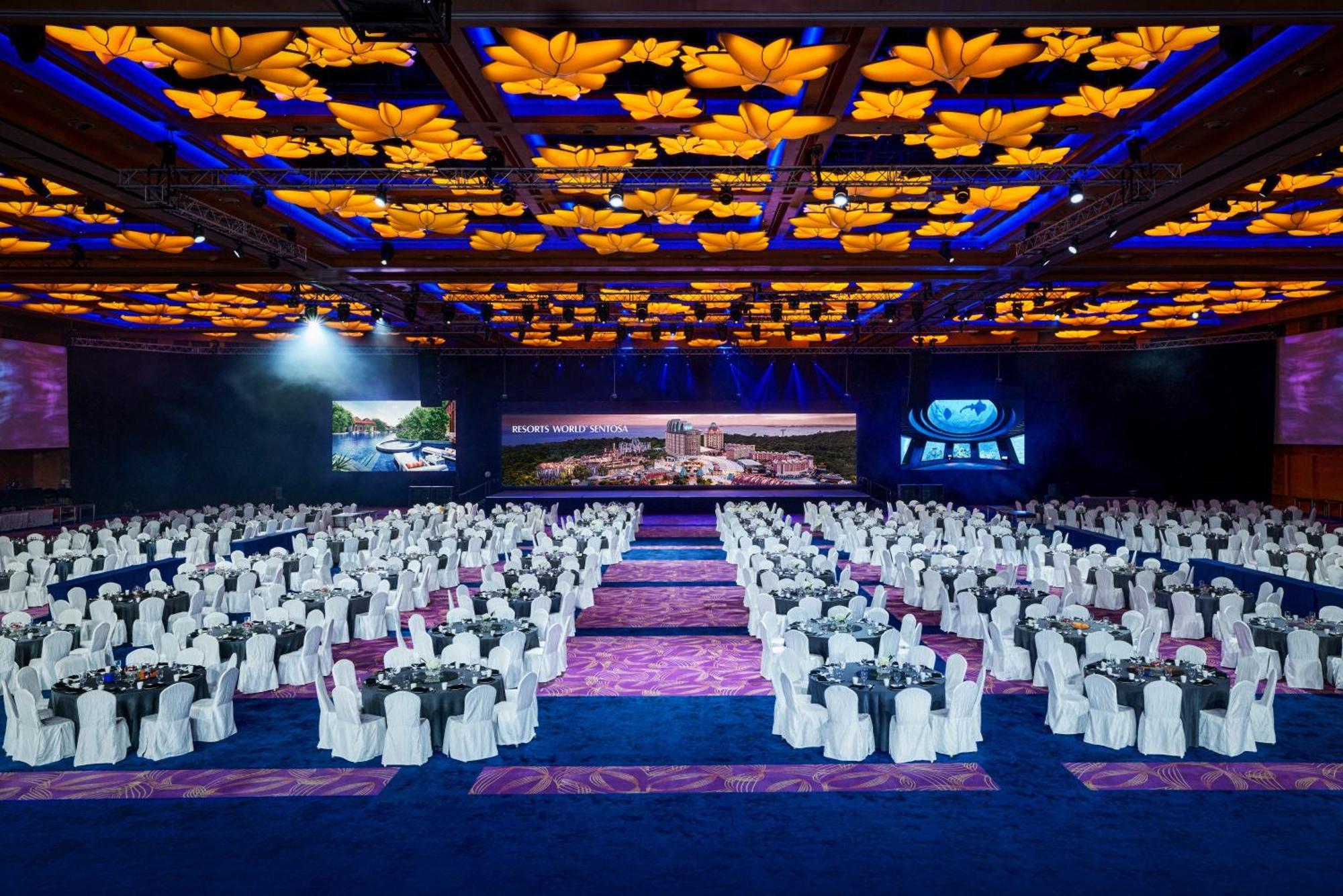 סינגפור Resorts World Sentosa - Hotel Michael מראה חיצוני תמונה